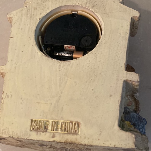 Clock - Picture 2 of 3